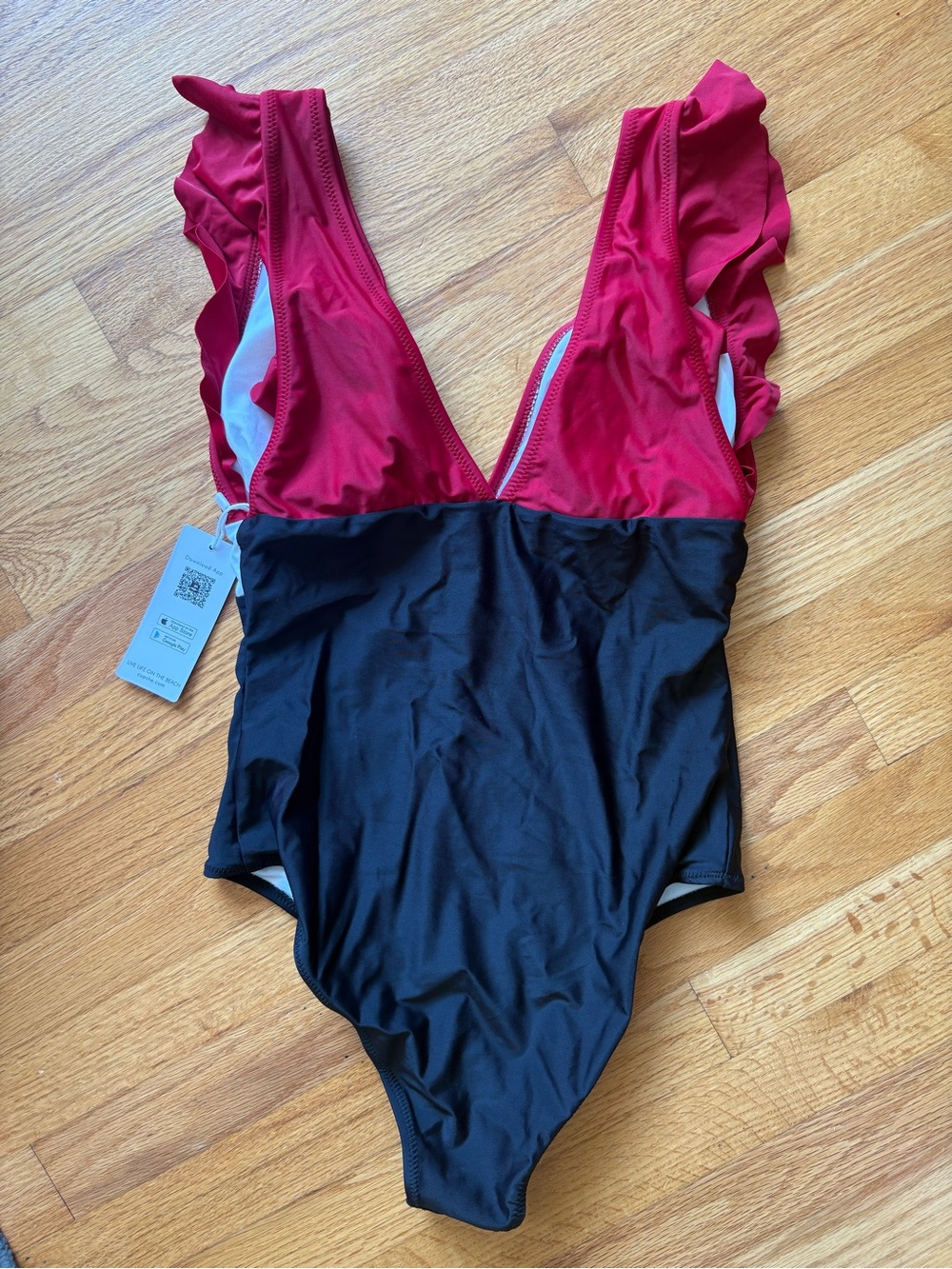 NWT Cupshe Colorblock Ruffle Plunge One-Piece Swimsuit - Size Medium - Picture 4 of 7
